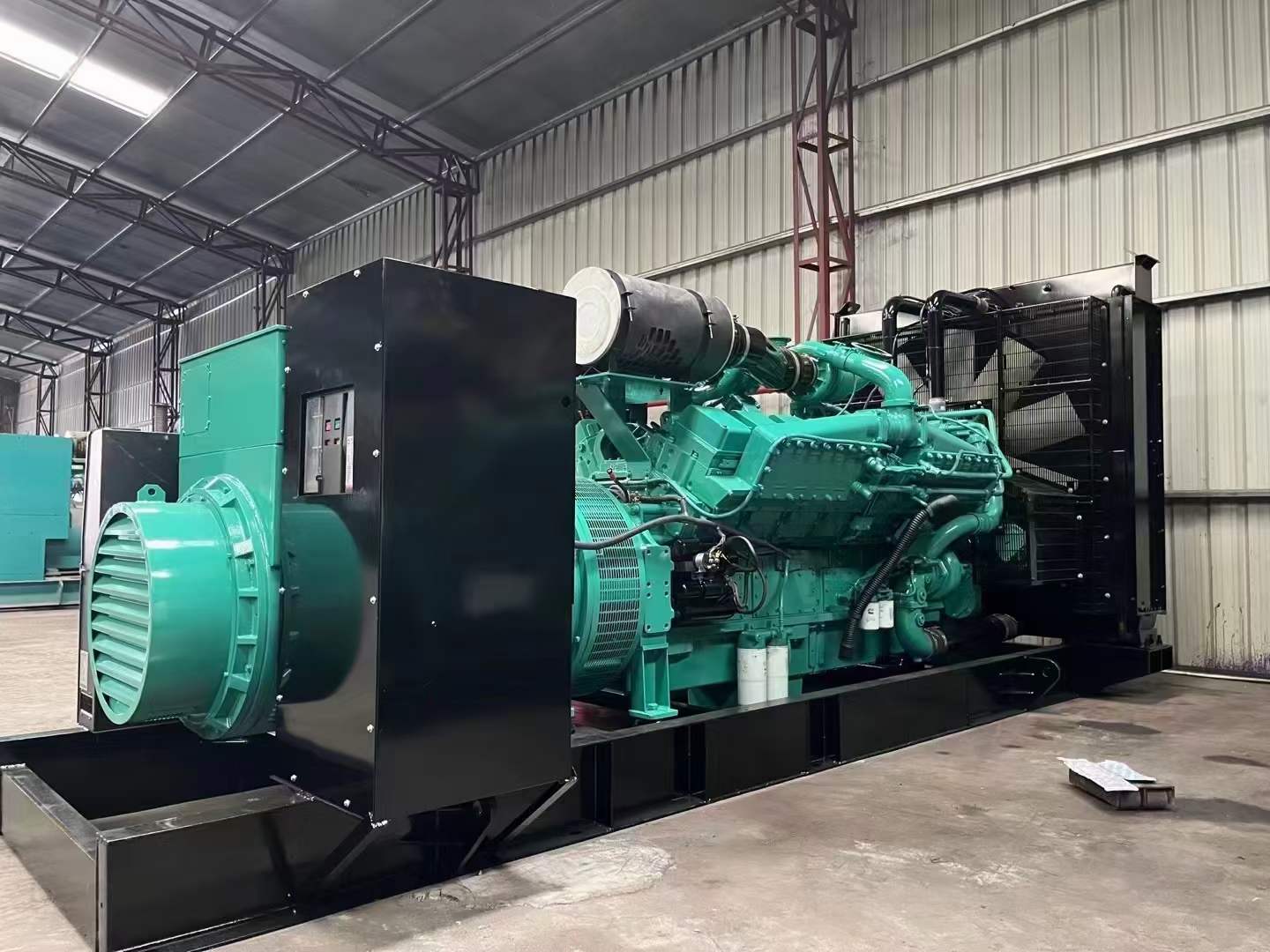 古丈如何降低 800kW 柴油发电机输出电流的波动？